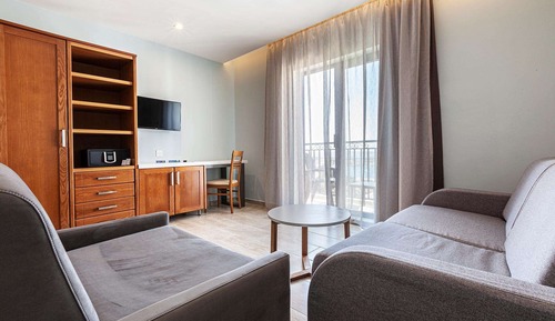 Apartamento, 1 habitación, balcón, vistas al mar
