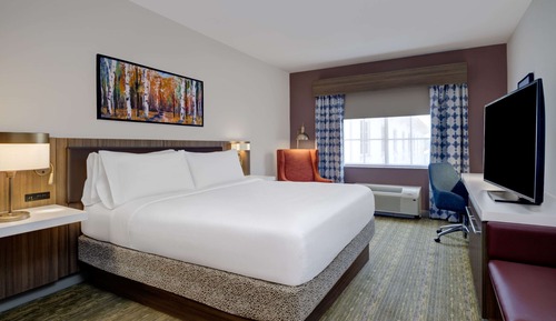 Estándar con cama de matrimonio King