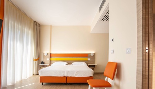 Suite estudio junior, 1 cama doble o 2 individuales
