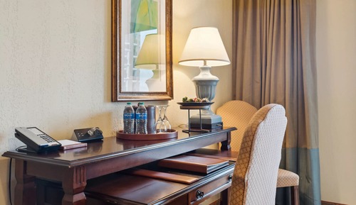 Suite Club, 1 cama de matrimonio grande, cocina, vistas al puerto deportivo