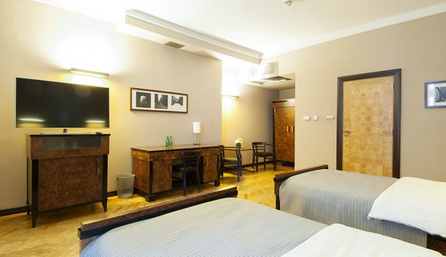 Habitación con 2 camas individuales