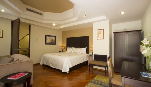 Habitación estándar, 1 cama de matrimonio grande, vistas a la ciudad