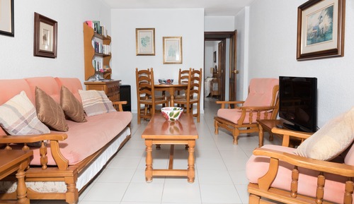 Apartamento de 1 dormitorio para 2 adultos y 2 niños