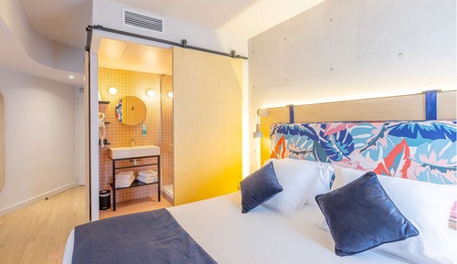 Habitación superior, 1 cama de matrimonio, no fumadores