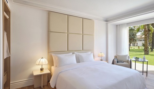 Deluxe Family Suite
