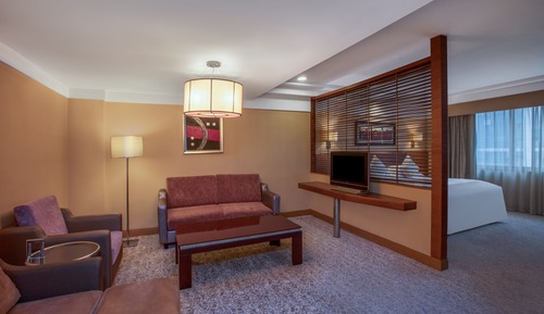 Suite superior, 1 cama de matrimonio grande, no fumadores (Crown)