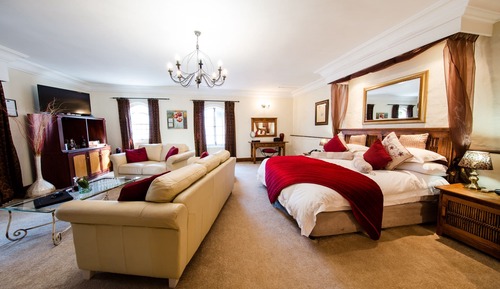 Suite de lujo (Honeymoon with Spa Bath)