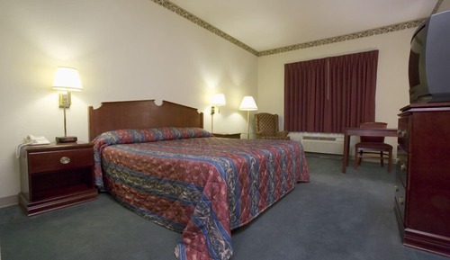 Standard Room, 1 King Bed