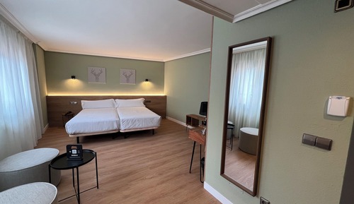 Habitación con 2 camas individuales