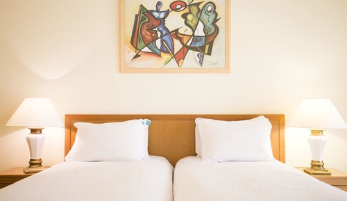 Suite, balcón