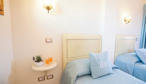 Habitación con 2 camas individuales