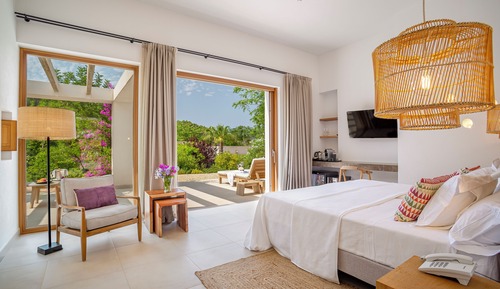 Suite Premium, terraza, vistas al jardín