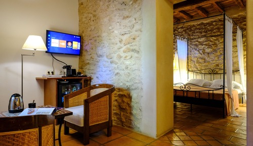 Suite junior, terraza, vistas al jardín (Family)