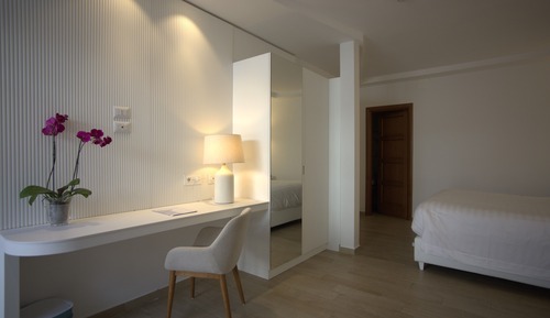Habitación triple Confort, patio
