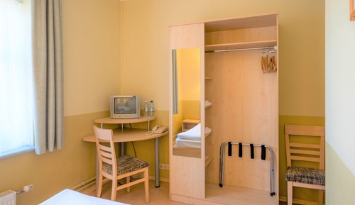 Habitación con 2 camas individuales (with external bathroom)