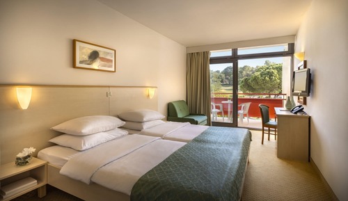 Habitación familiar, balcón