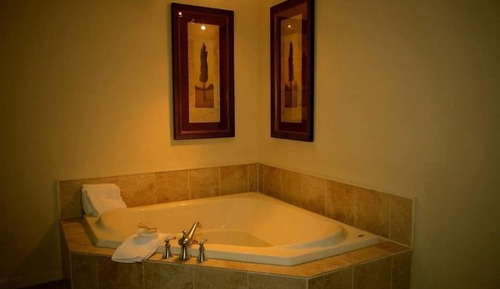 Habitación romántica, 1 cama de matrimonio, bañera de hidromasaje