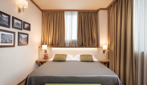 Habitación doble superior, 1 cama doble, accesible para personas con discapacidad