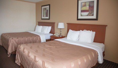 Standard Room, 2 Queen Beds, Non Smoking, Microwave