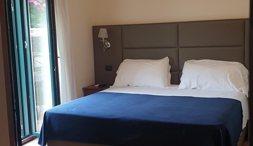 Apartamento Deluxe, patio, vistas al jardín
