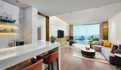 Suite, 1 cama de matrimonio grande, Acceso al salón del club (Navigator, High Floor)