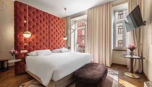 Suite (Grand Union)