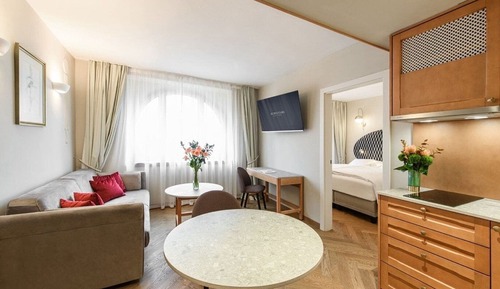 Studio Apartment
