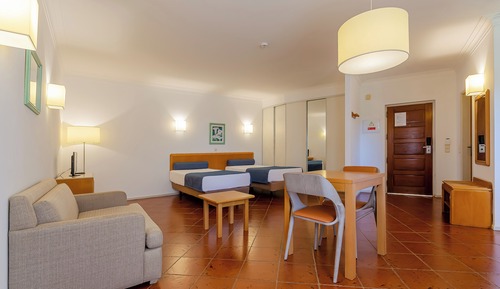 Estudio, balcón