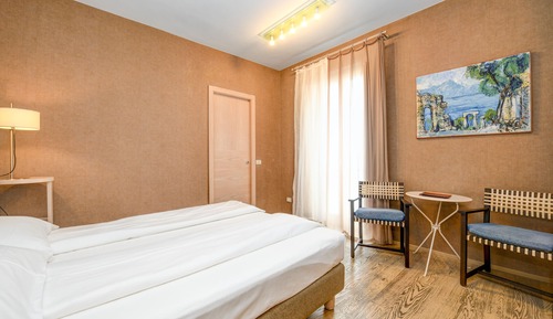 Habitación Confort doble, en edificio anexo