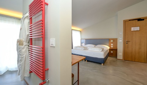 Habitación superior, vistas parciales al lago