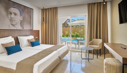 Habitación Deluxe con piscina semiprivada