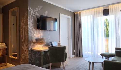 Habitación Premium doble, 1 cama de matrimonio con sofá cama, balcón