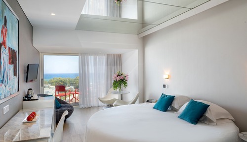 Couples Suite Sea View