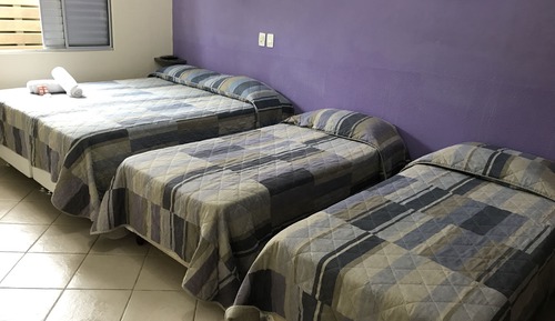Habitación cuádruple, frigorífico y microondas, planta baja