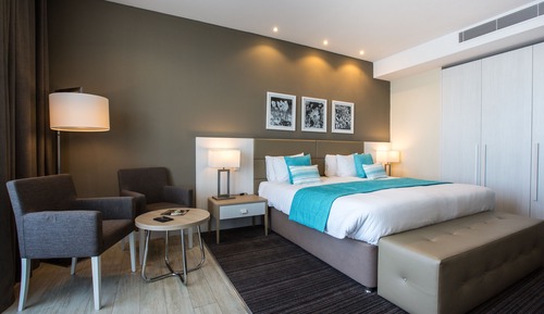 Habitación superior con 1 cama doble o 2 individuales, vistas al mar