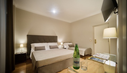 Habitación triple ejecutiva