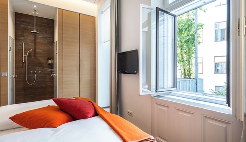 Double Room M