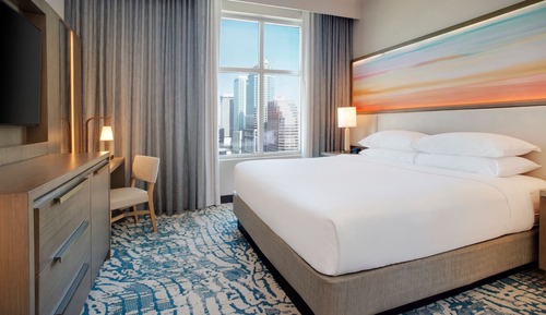 Suite estudio, 1 cama de matrimonio grande, vistas a la ciudad