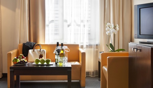 Signature Maisonette Studio Suite