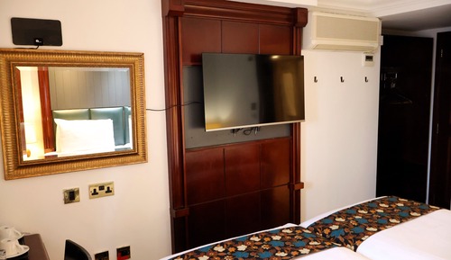 Habitación superior con 2 camas individuales