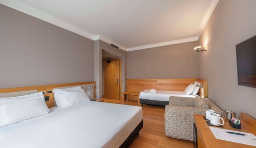 Habitación cuádruple económica
