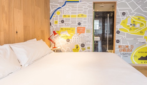 Habitación estándar con 1 cama doble o 2 individuales