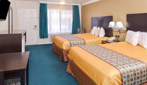 Habitación estándar, 2 camas de matrimonio, fumadores