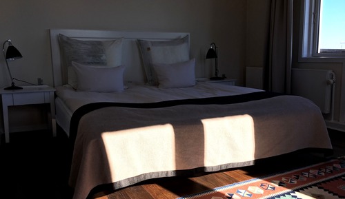 Habitación superior con 1 cama doble o 2 individuales, vistas al mar