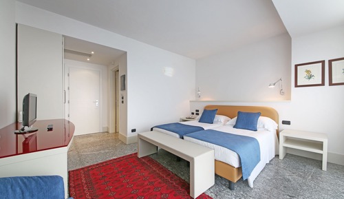 Habitación Confort doble, vistas al lago