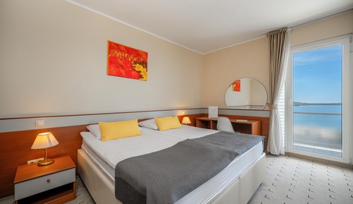Suite junior, balcón