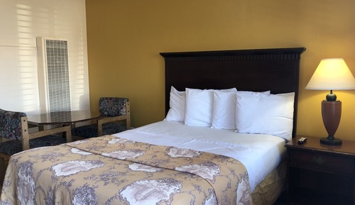 Queen Bed, Non-Smoking