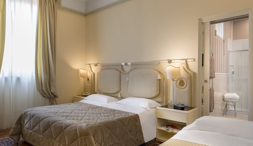 Habitación doble (extra bed)