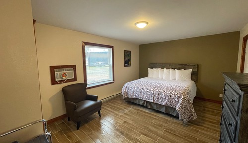 Habitación Deluxe, 1 cama de matrimonio grande (w/ Jacuzzi, Non-Pet Friendly)