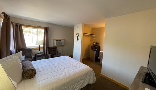 Habitación, 1 cama de matrimonio, bañera (Non-Pet Friendly)